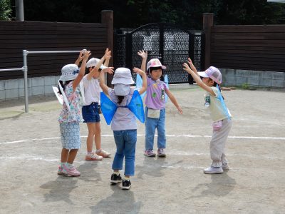 9月14日　園門の前