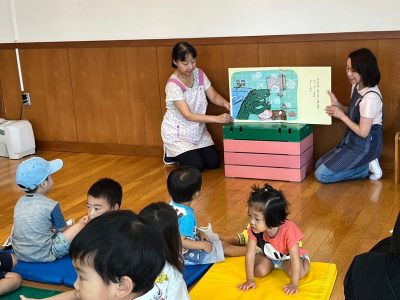 9月11日　もも組風車作り・英語遊び　在園児運動会の練習