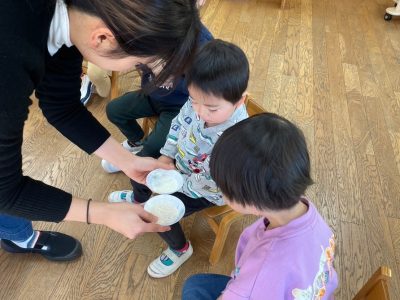 １月１０日　伝承遊び・明日は餅つき