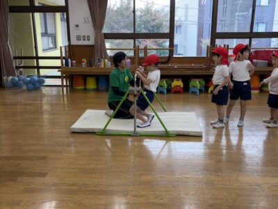 11月13日　体操・ろうそく作り・親子体操